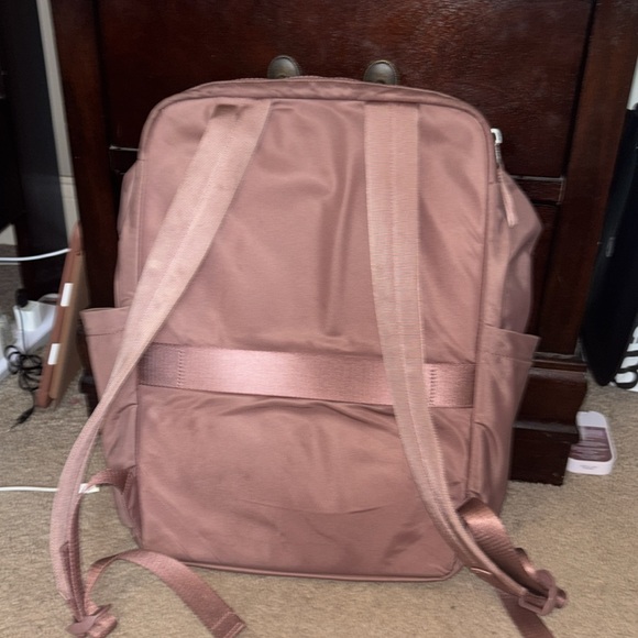 Lululemon backpack - Picture 8 of 8